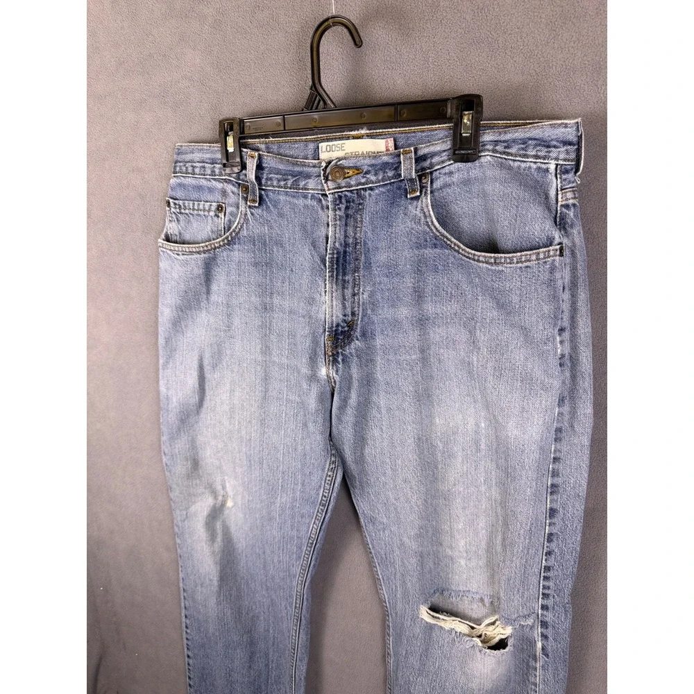 Levis levi 569